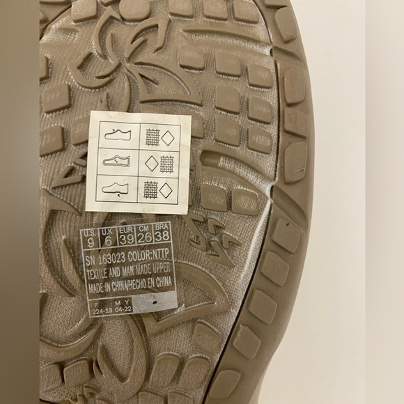 Skechers Women's Reggae slim simply Beige Strappy Sandals size 9 - Picture 5 of 6